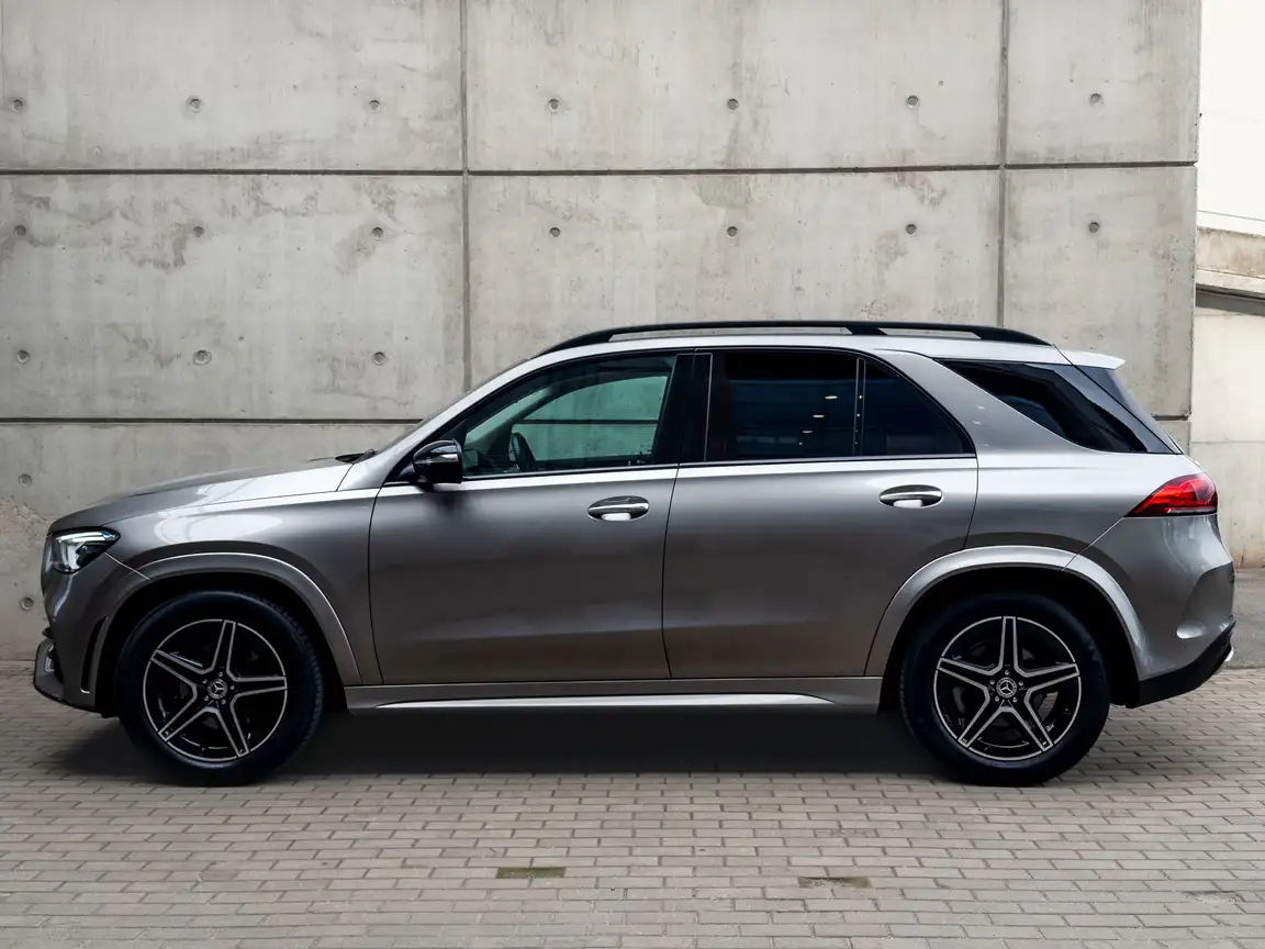MERCEDES-BENZ GLE