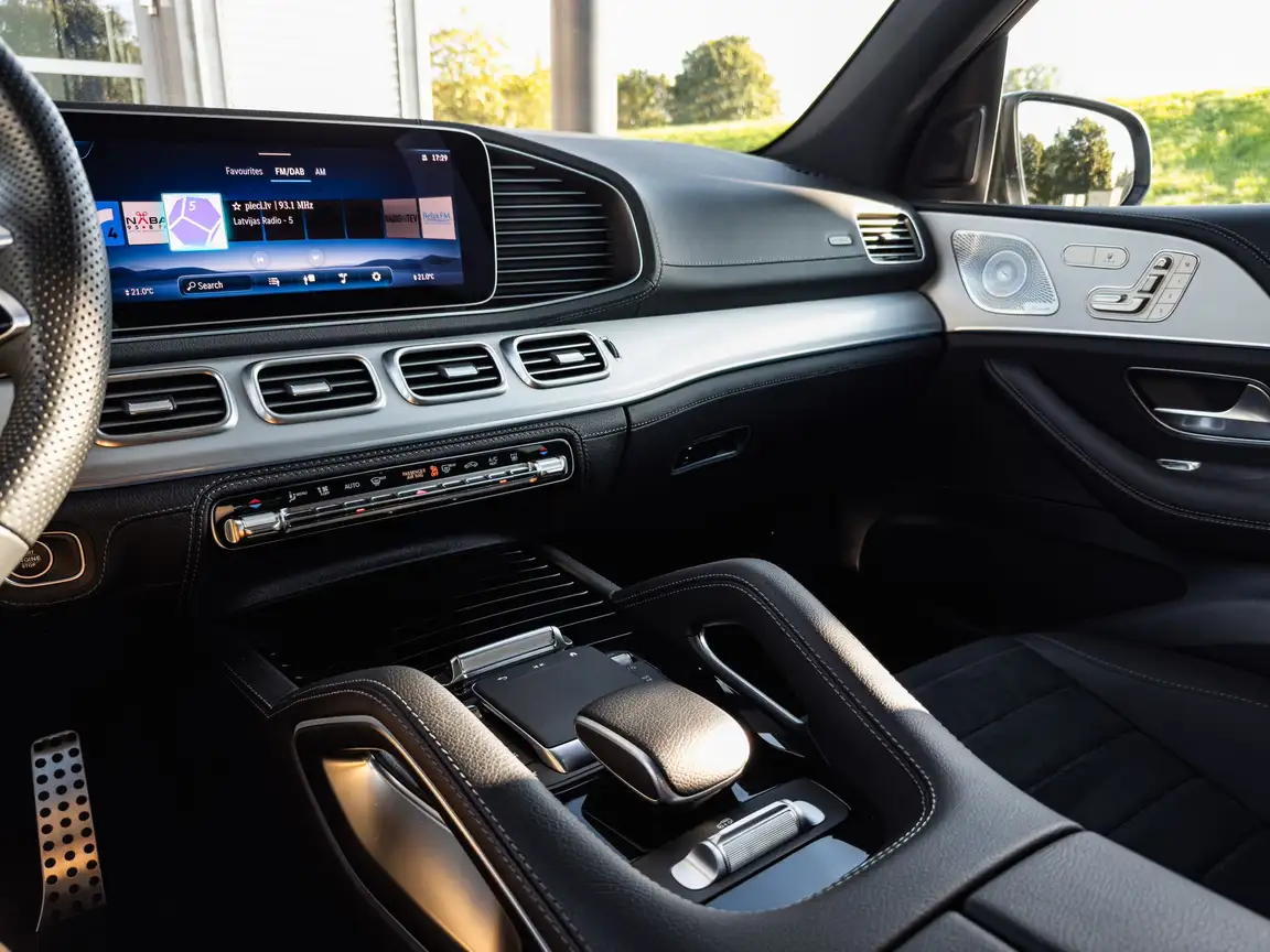 MERCEDES-BENZ GLE
