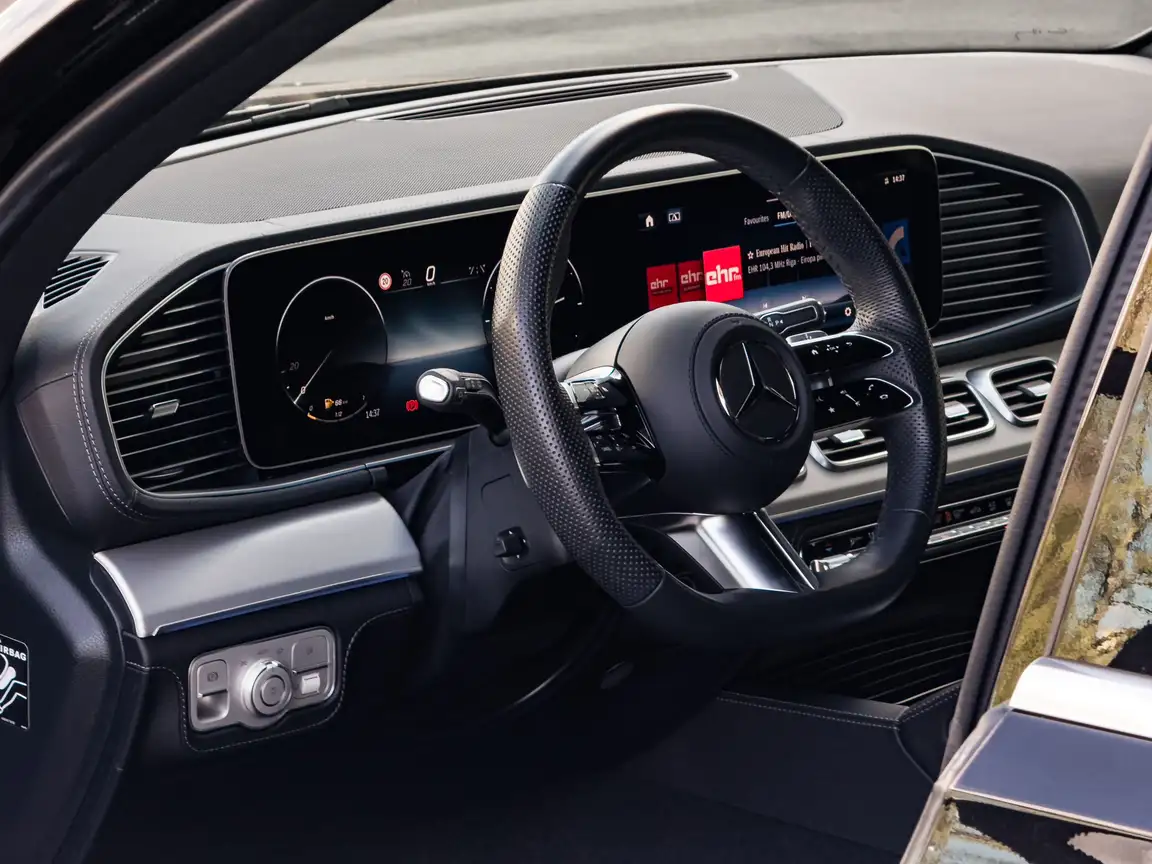 MERCEDES-BENZ GLE