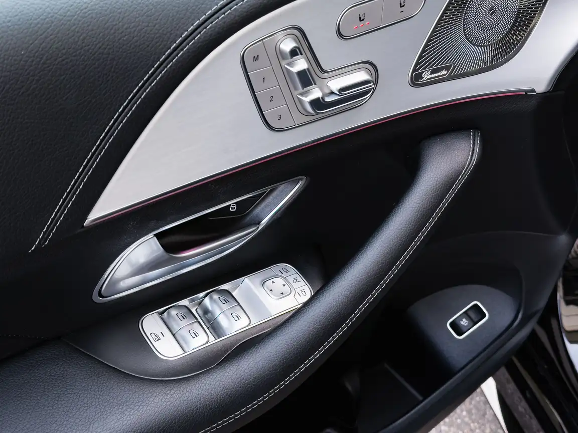 MERCEDES-BENZ GLE