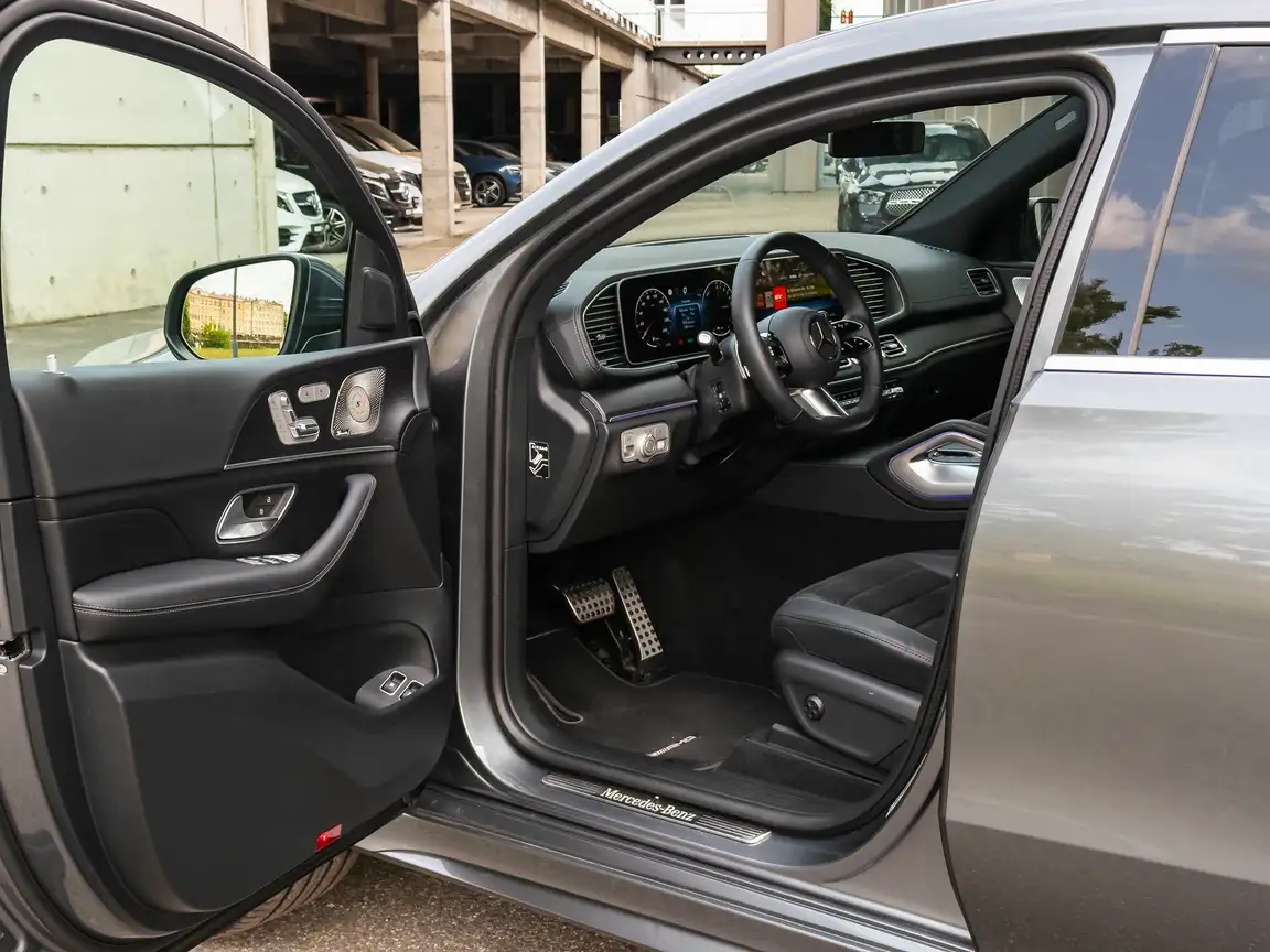 MERCEDES-BENZ GLE