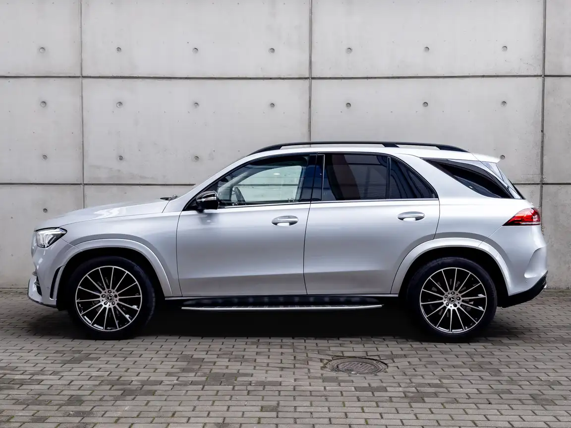 MERCEDES-BENZ GLE