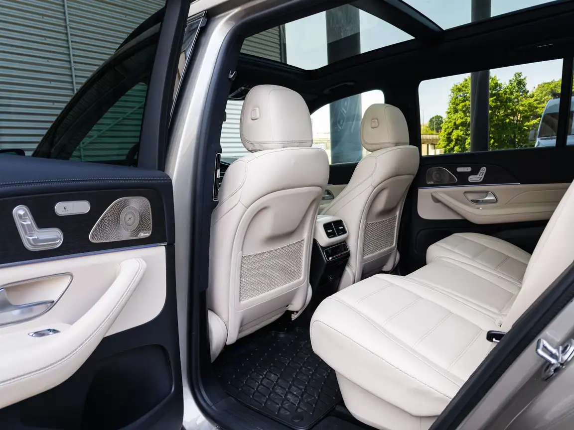 MERCEDES-BENZ GLS