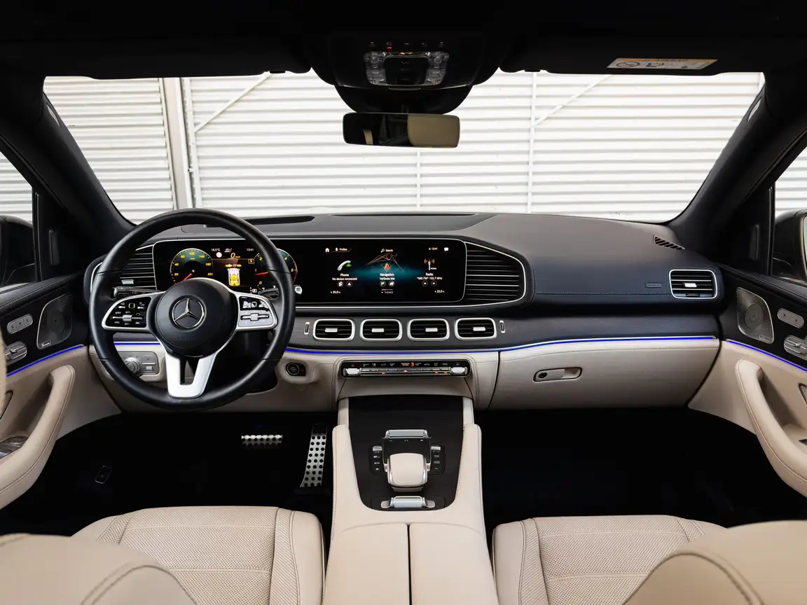 MERCEDES-BENZ GLS