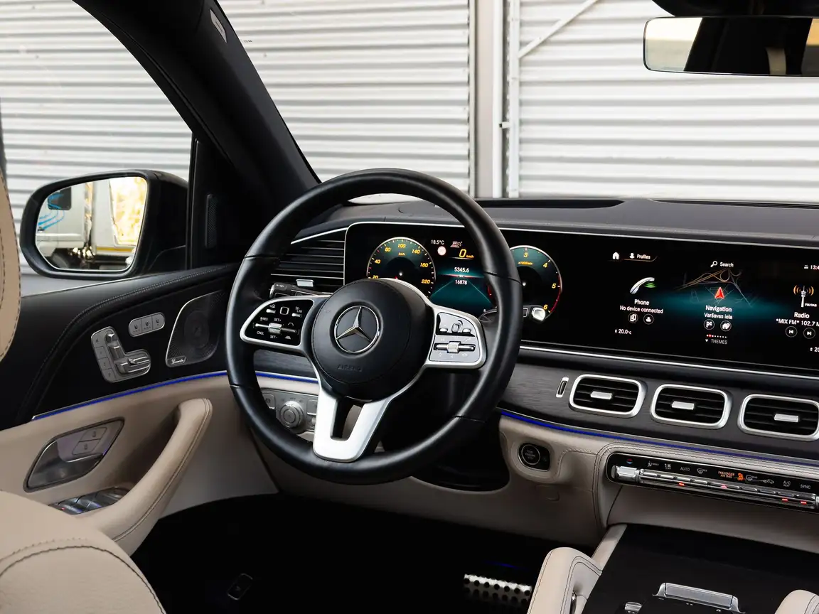 MERCEDES-BENZ GLS