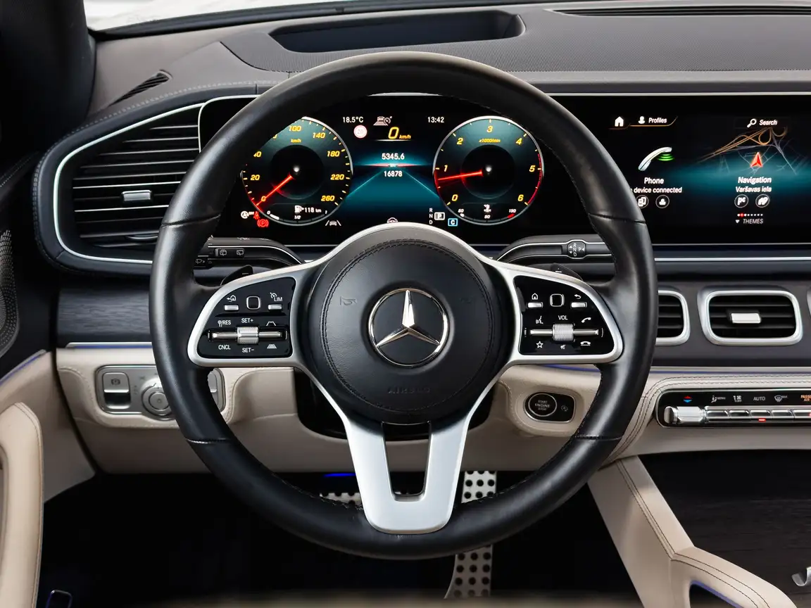 MERCEDES-BENZ GLS