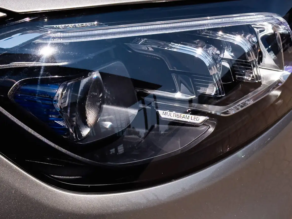 MERCEDES-BENZ GLS