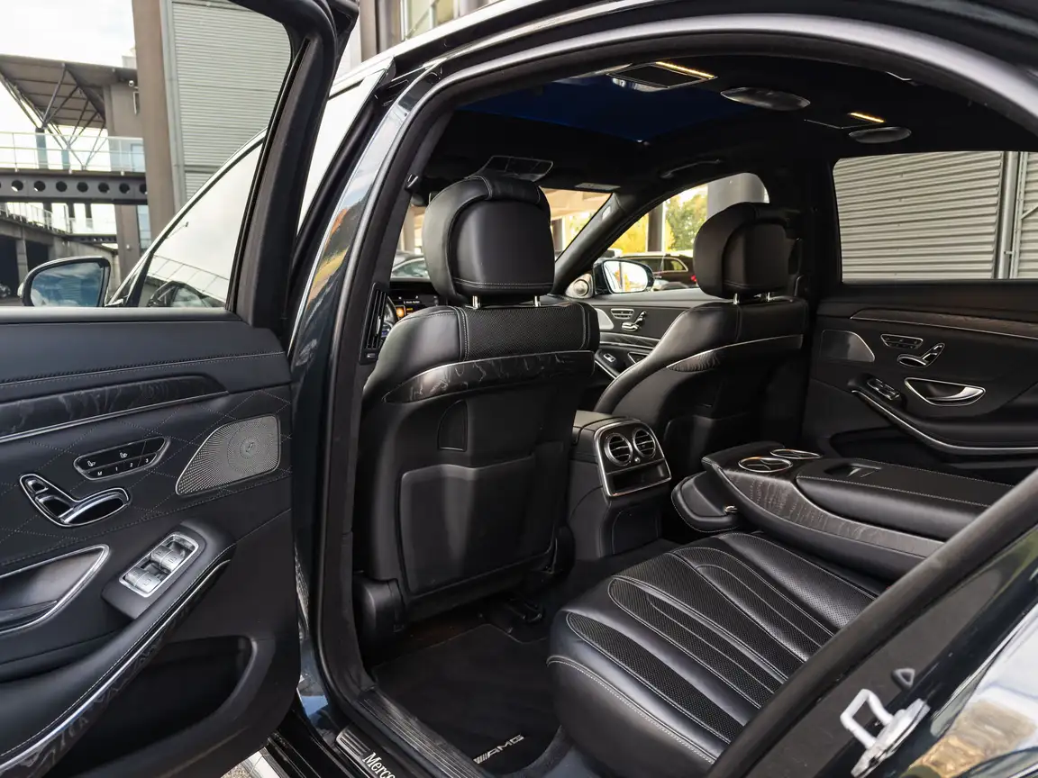 MERCEDES-BENZ S-CLASS