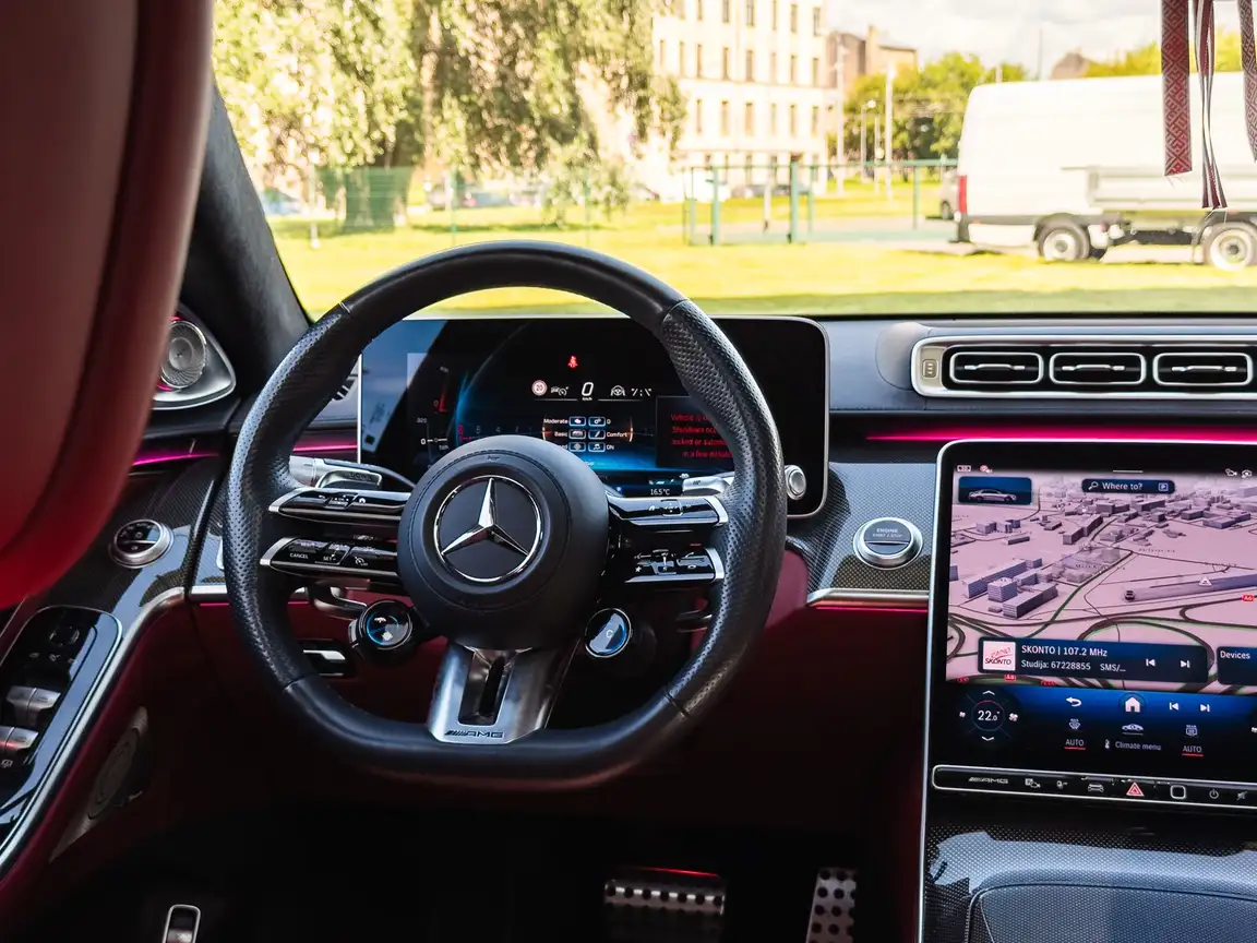 MERCEDES-BENZ S-CLASS