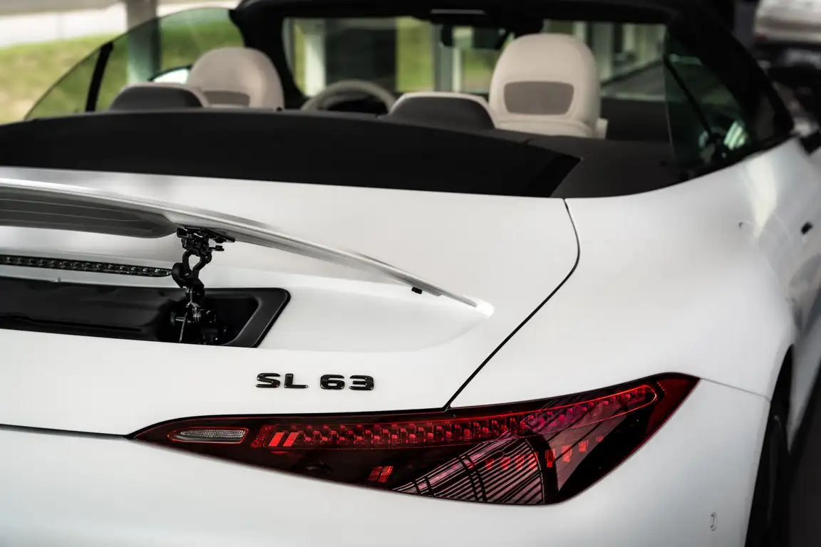 MERCEDES-BENZ SL-CLASS