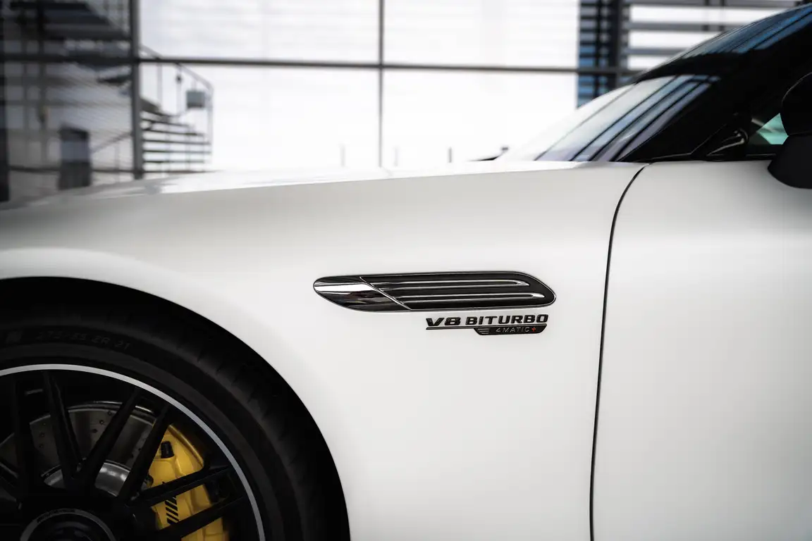 MERCEDES-BENZ SL-CLASS