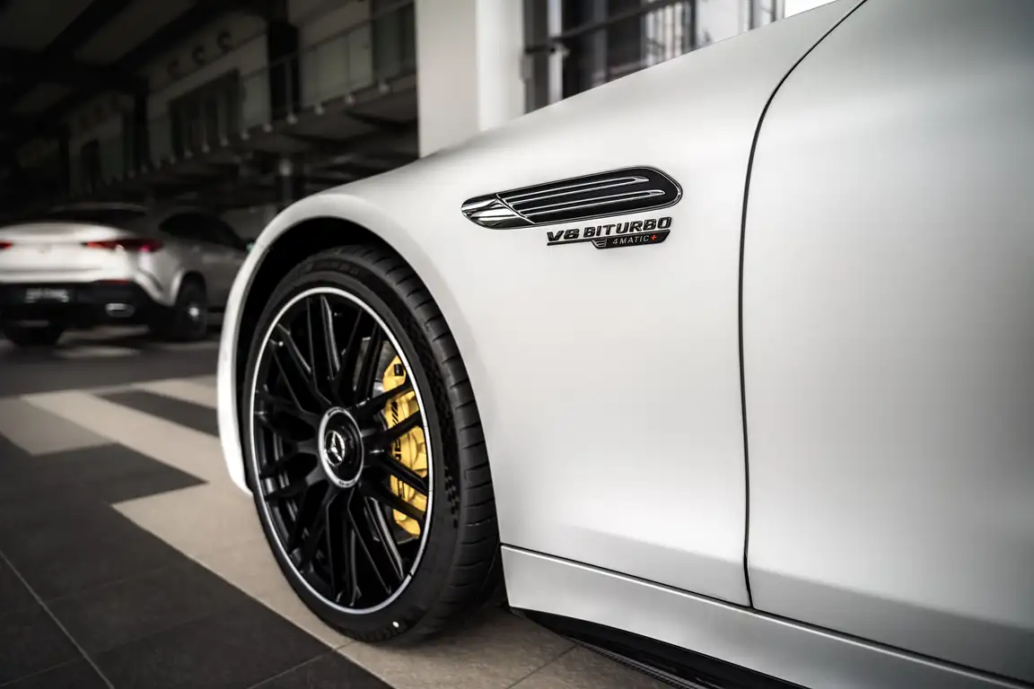 MERCEDES-BENZ SL-CLASS