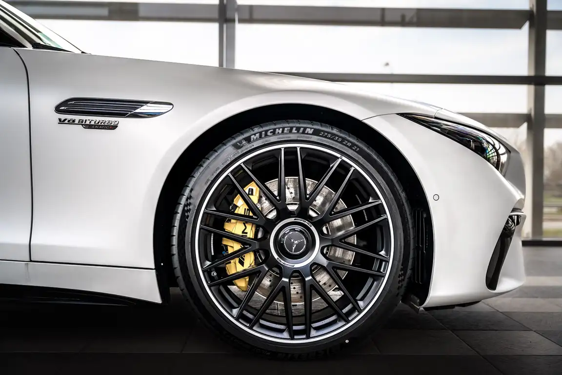 MERCEDES-BENZ SL-CLASS