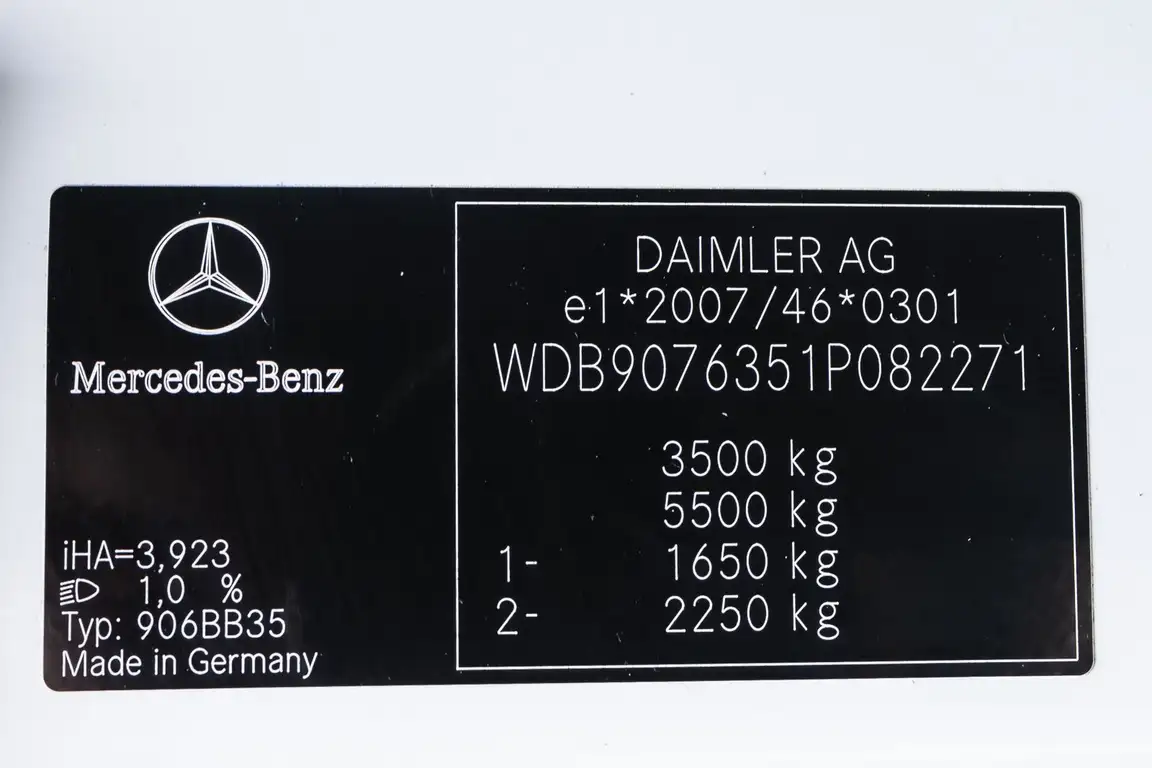 MERCEDES-BENZ SPRINTER