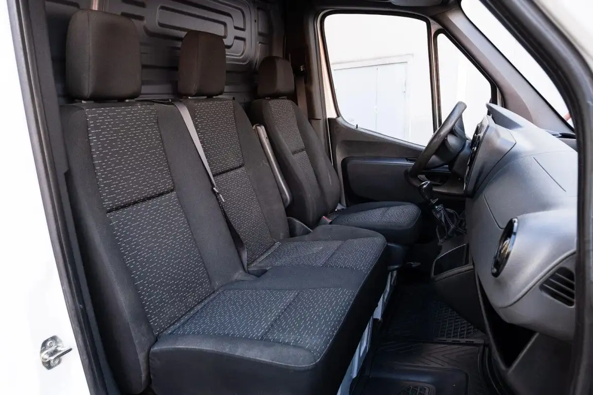 MERCEDES-BENZ SPRINTER