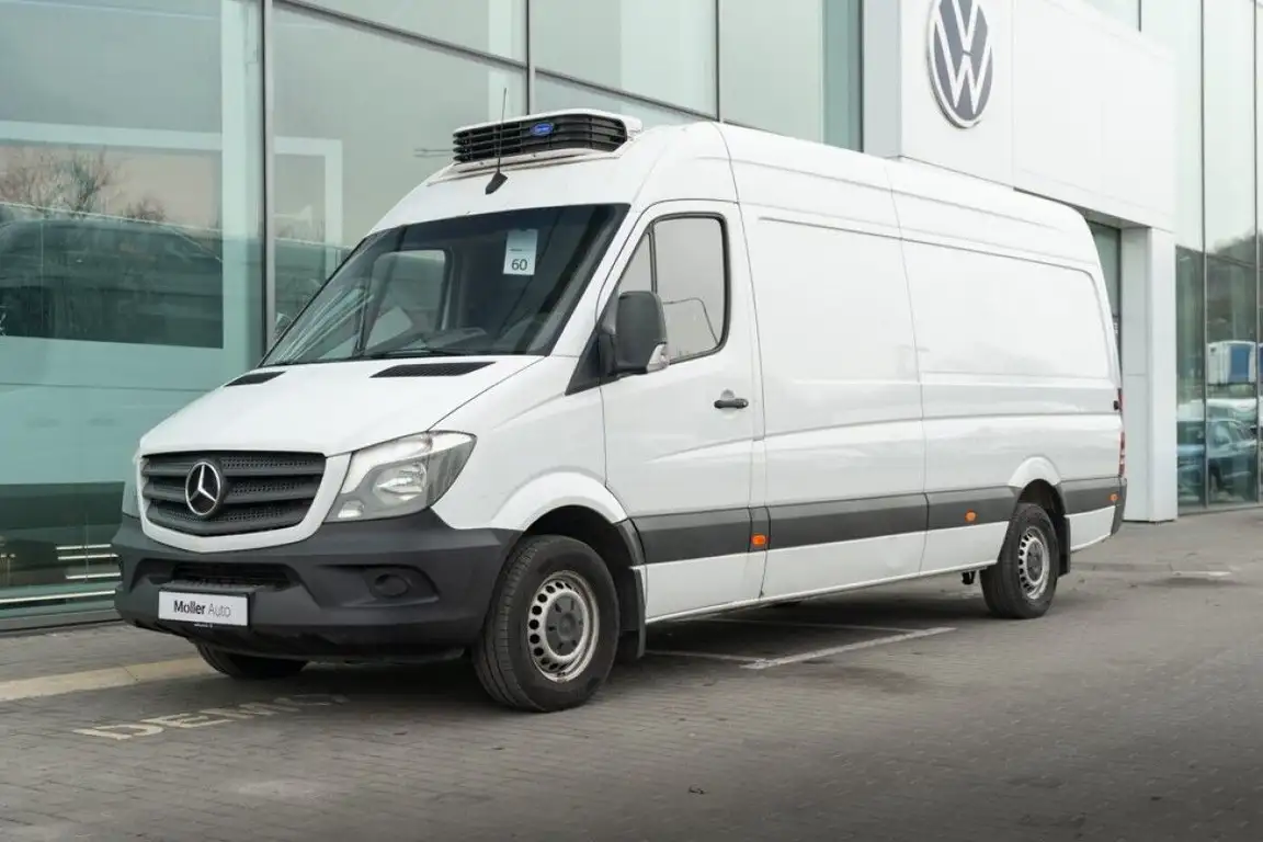 MERCEDES-BENZ SPRINTER