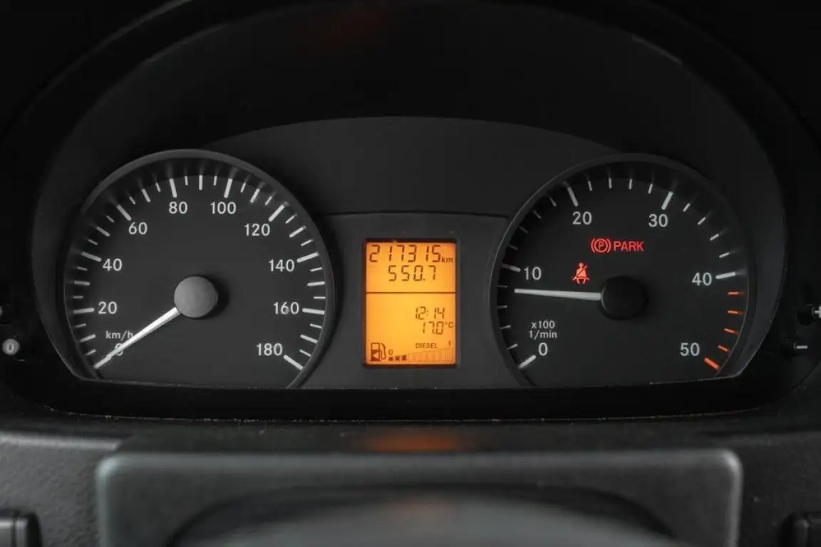 MERCEDES-BENZ SPRINTER