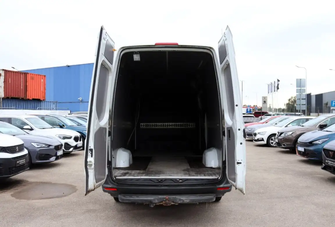 MERCEDES-BENZ SPRINTER