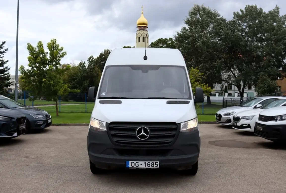 MERCEDES-BENZ SPRINTER