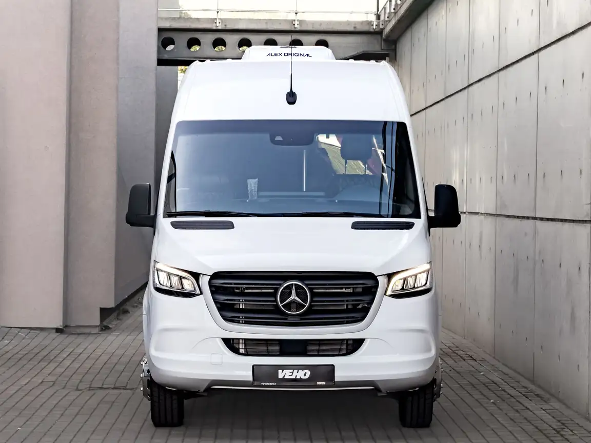 MERCEDES-BENZ SPRINTER