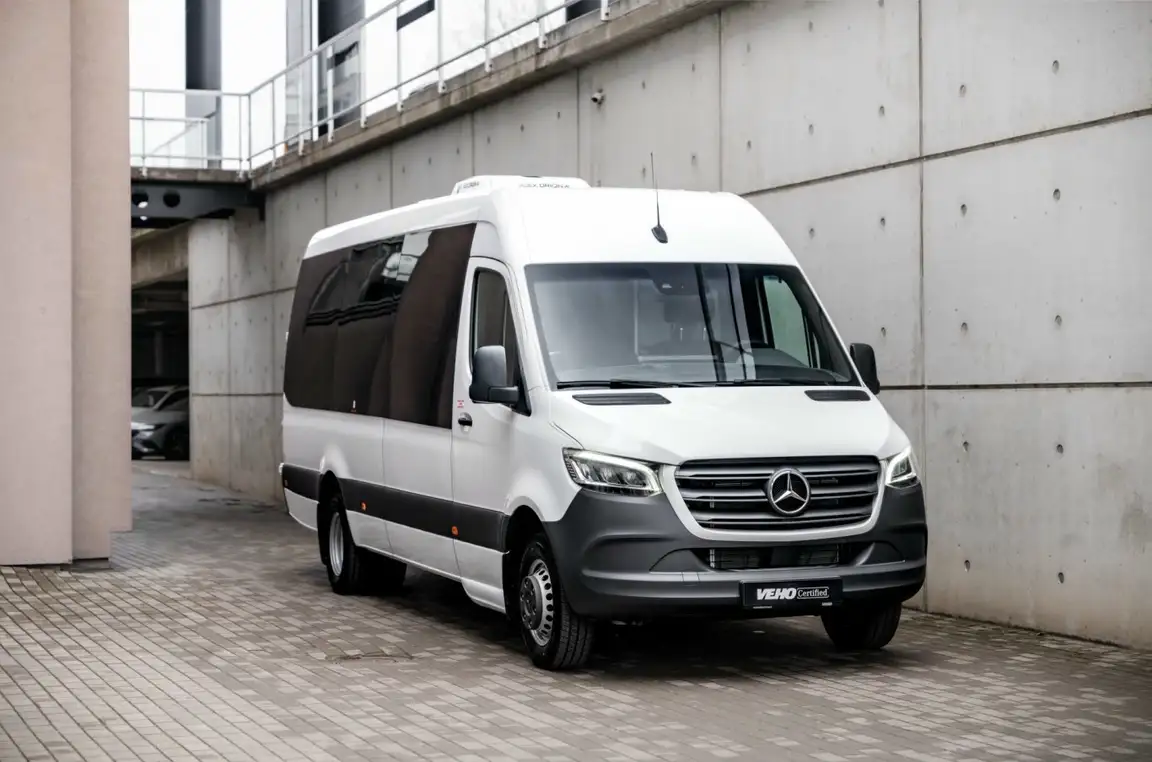 MERCEDES-BENZ SPRINTER