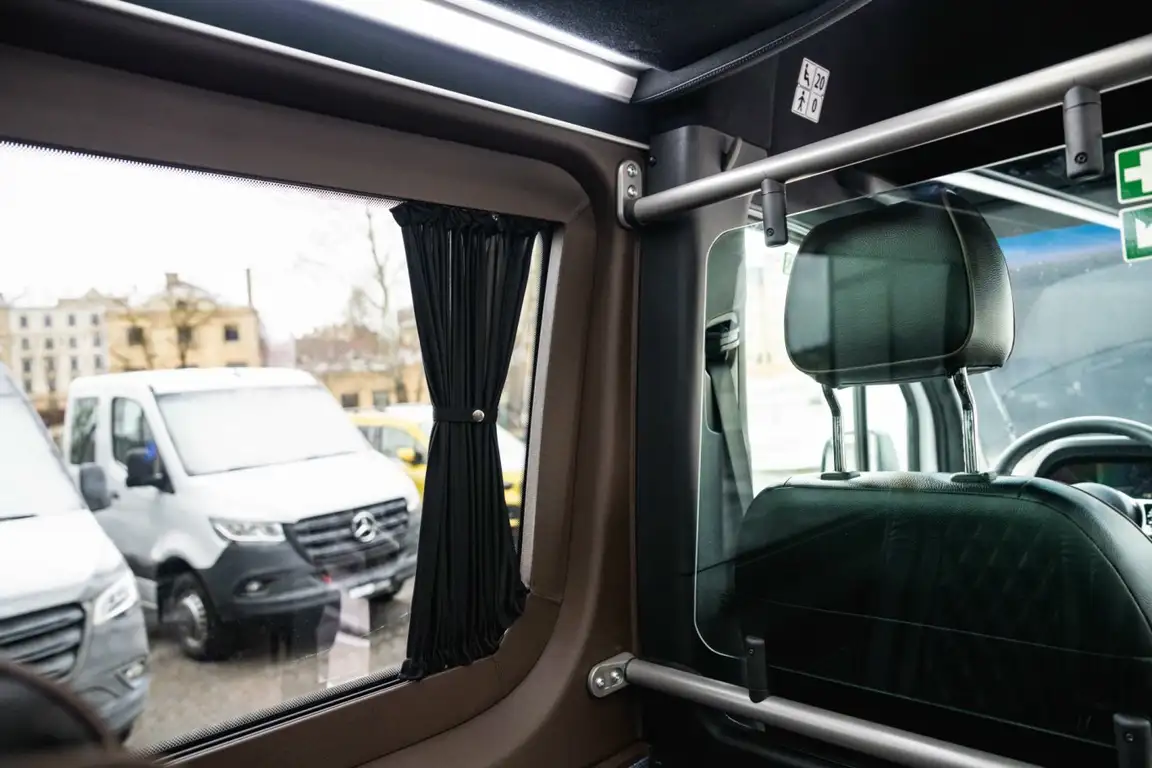 MERCEDES-BENZ SPRINTER