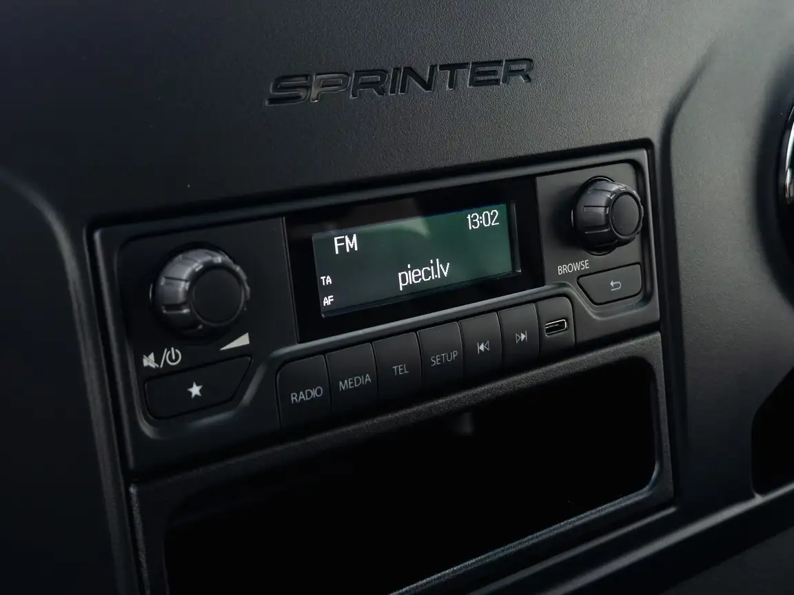 MERCEDES-BENZ SPRINTER