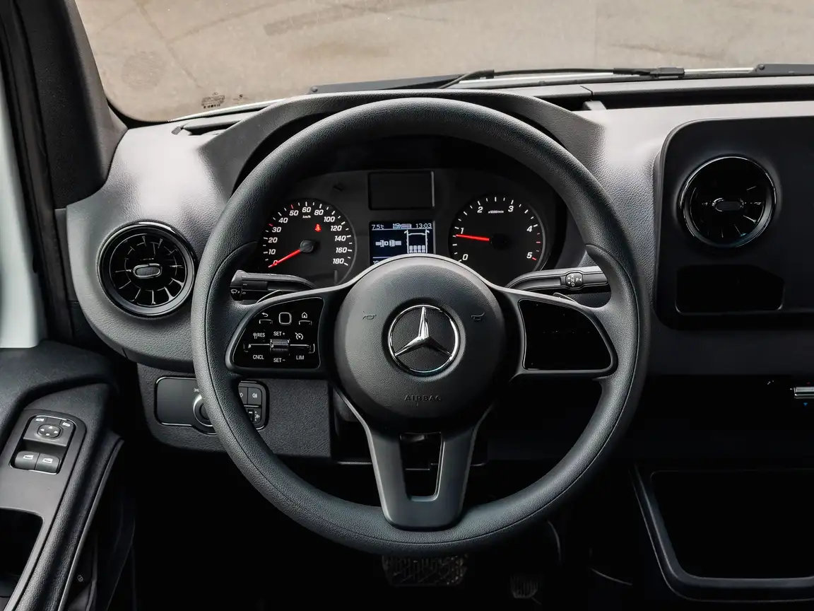 MERCEDES-BENZ SPRINTER