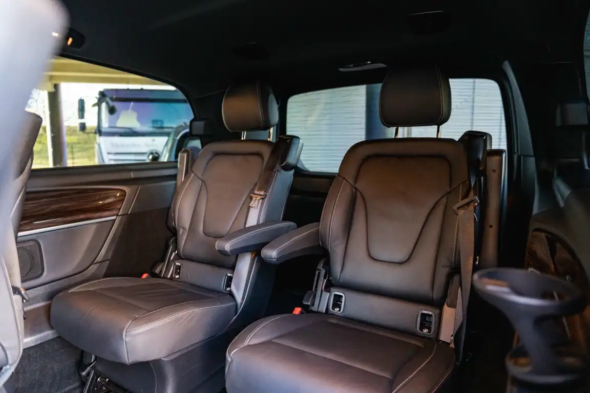MERCEDES-BENZ V-CLASS