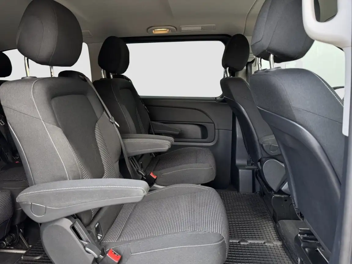 MERCEDES-BENZ V-CLASS