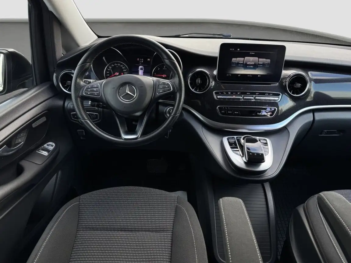 MERCEDES-BENZ V-CLASS