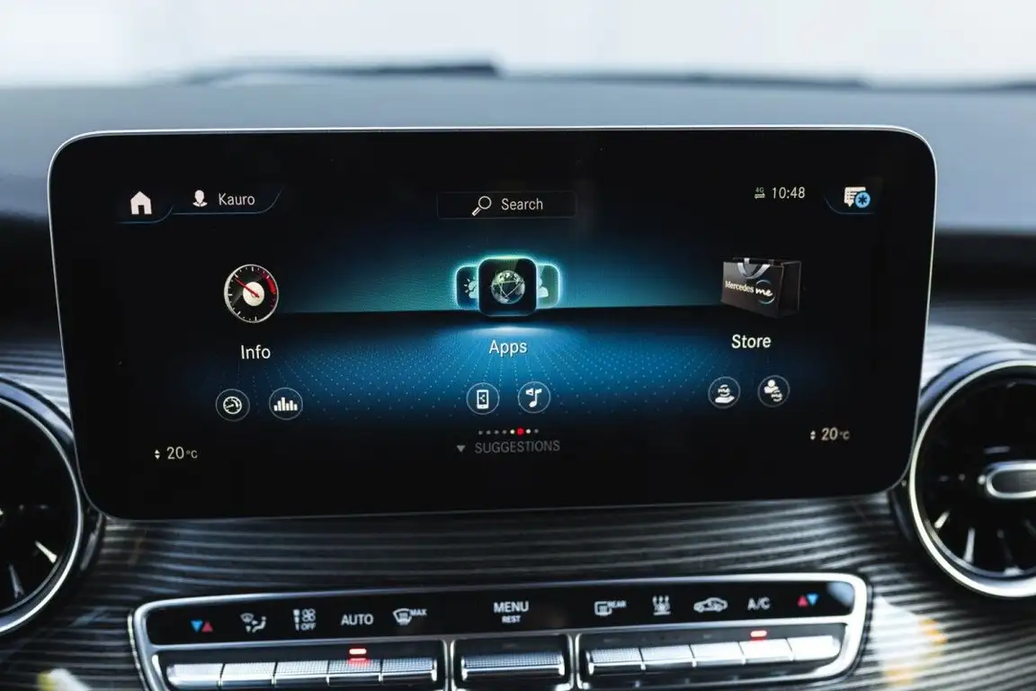 MERCEDES-BENZ V-CLASS