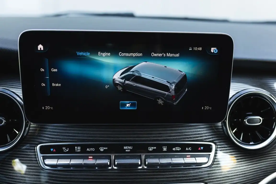 MERCEDES-BENZ V-CLASS