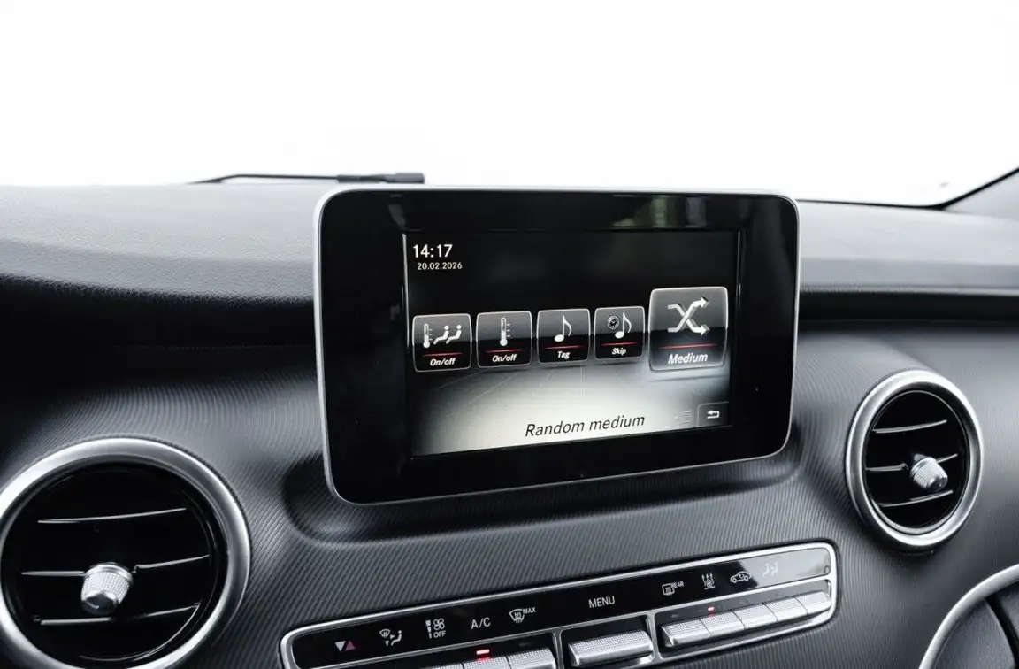 MERCEDES-BENZ V-CLASS