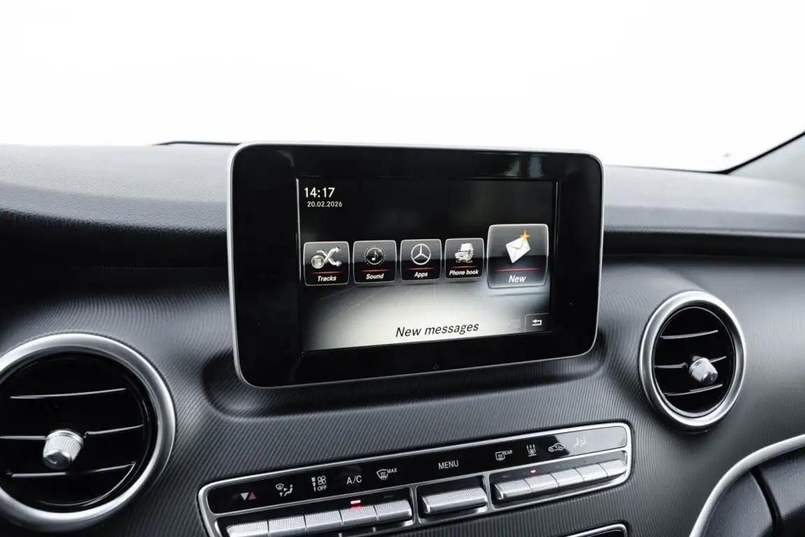 MERCEDES-BENZ V-CLASS