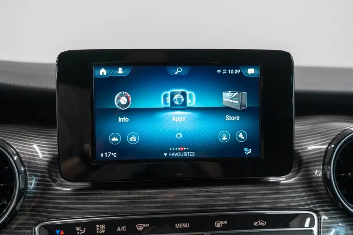 MERCEDES-BENZ V-CLASS