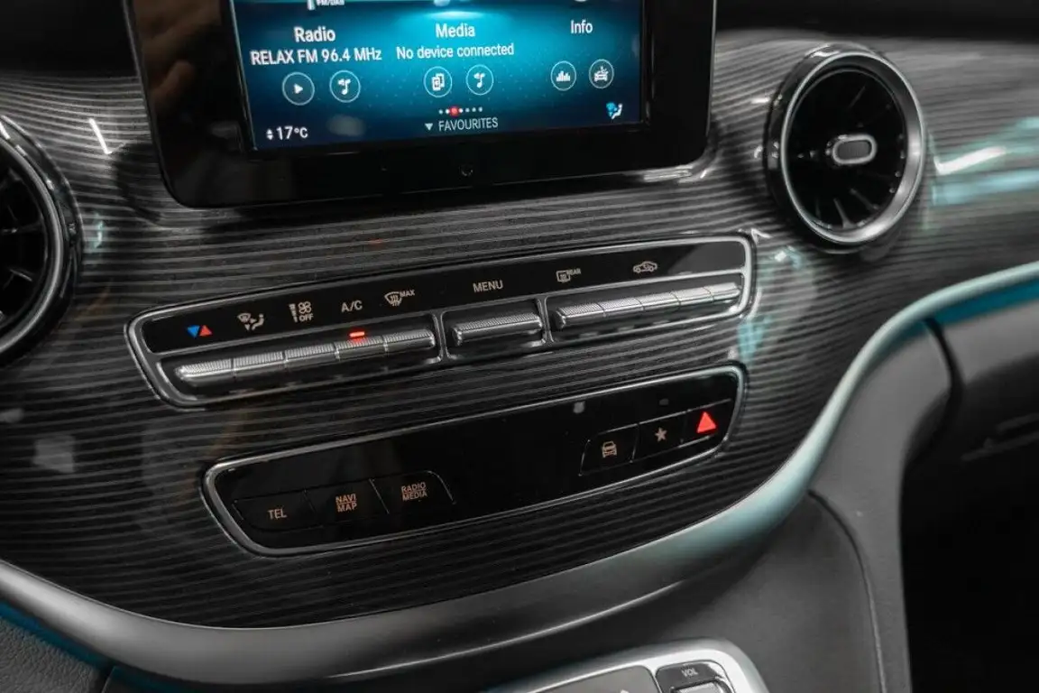 MERCEDES-BENZ V-CLASS