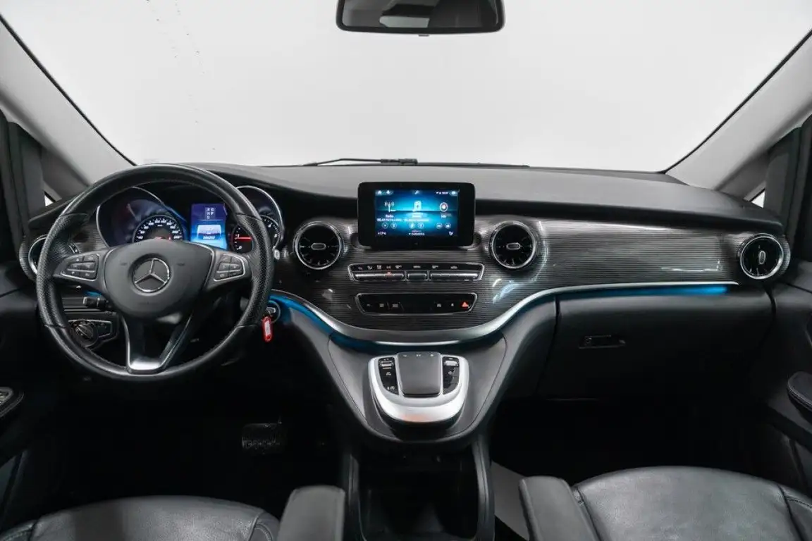 MERCEDES-BENZ V-CLASS