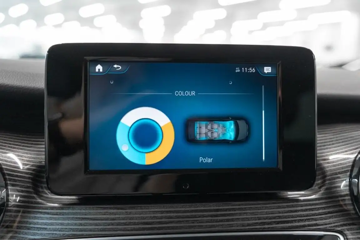 MERCEDES-BENZ V-CLASS