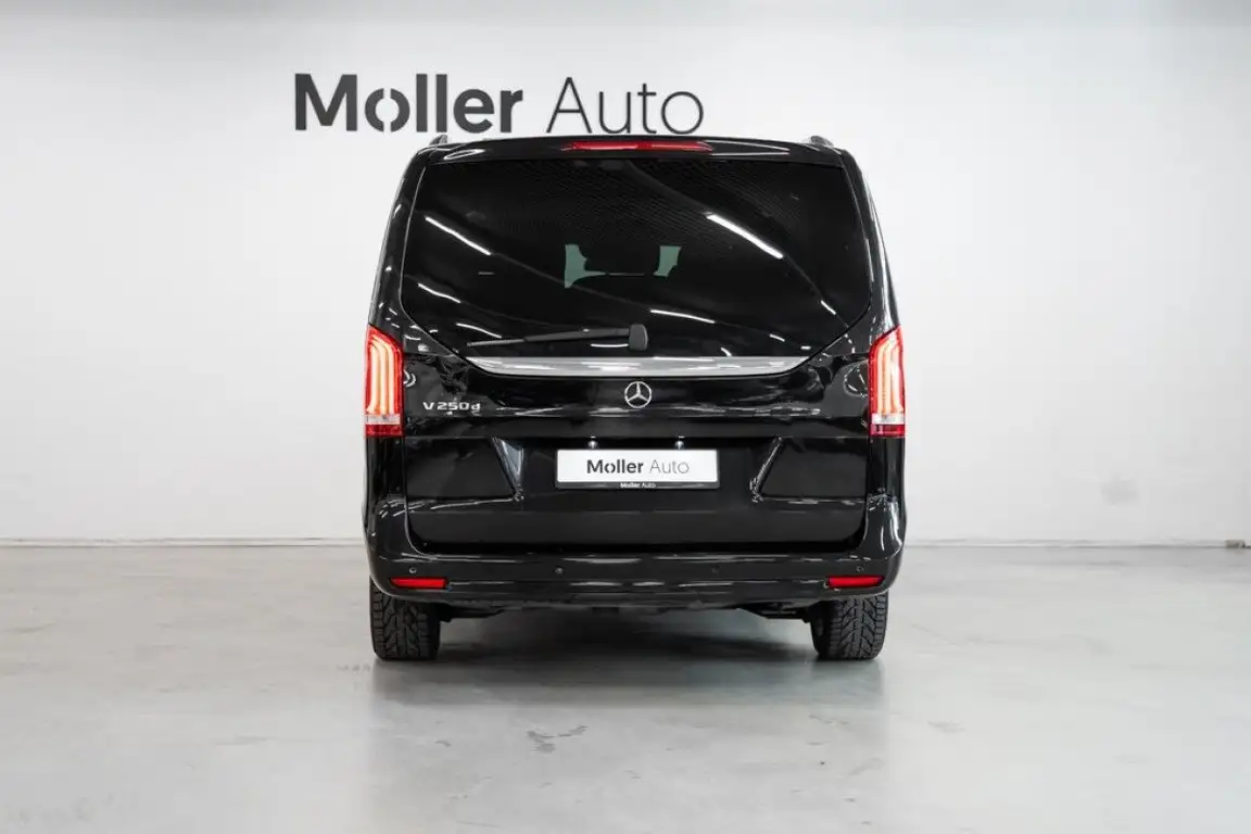 MERCEDES-BENZ V-CLASS