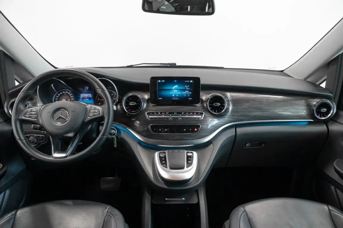 MERCEDES-BENZ V-CLASS