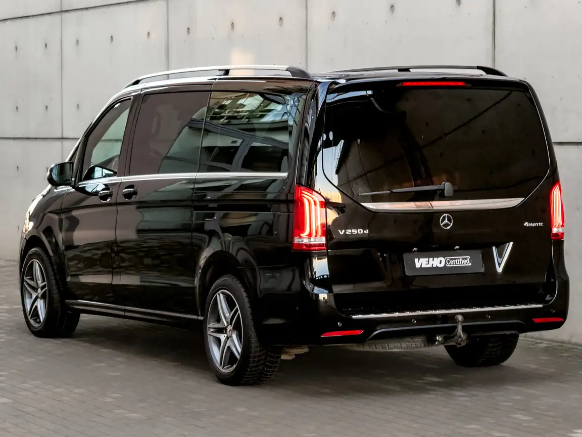 MERCEDES-BENZ V-CLASS