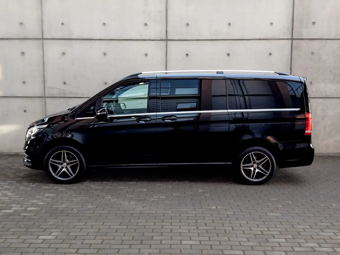 MERCEDES-BENZ V-CLASS