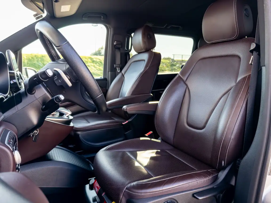 MERCEDES-BENZ V-CLASS