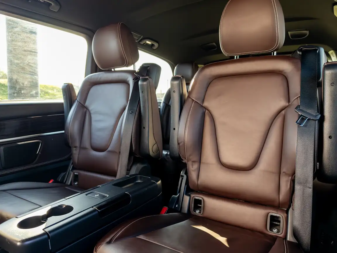MERCEDES-BENZ V-CLASS