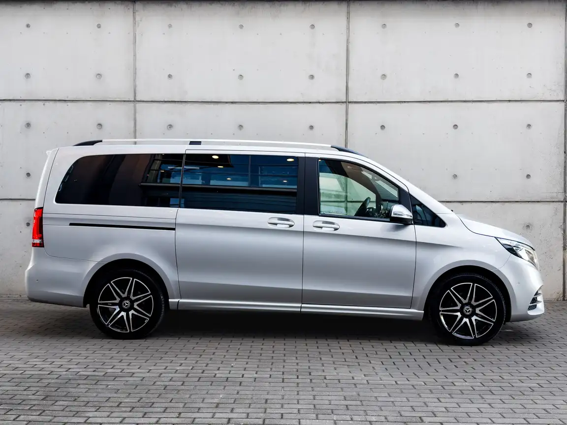 MERCEDES-BENZ V-CLASS