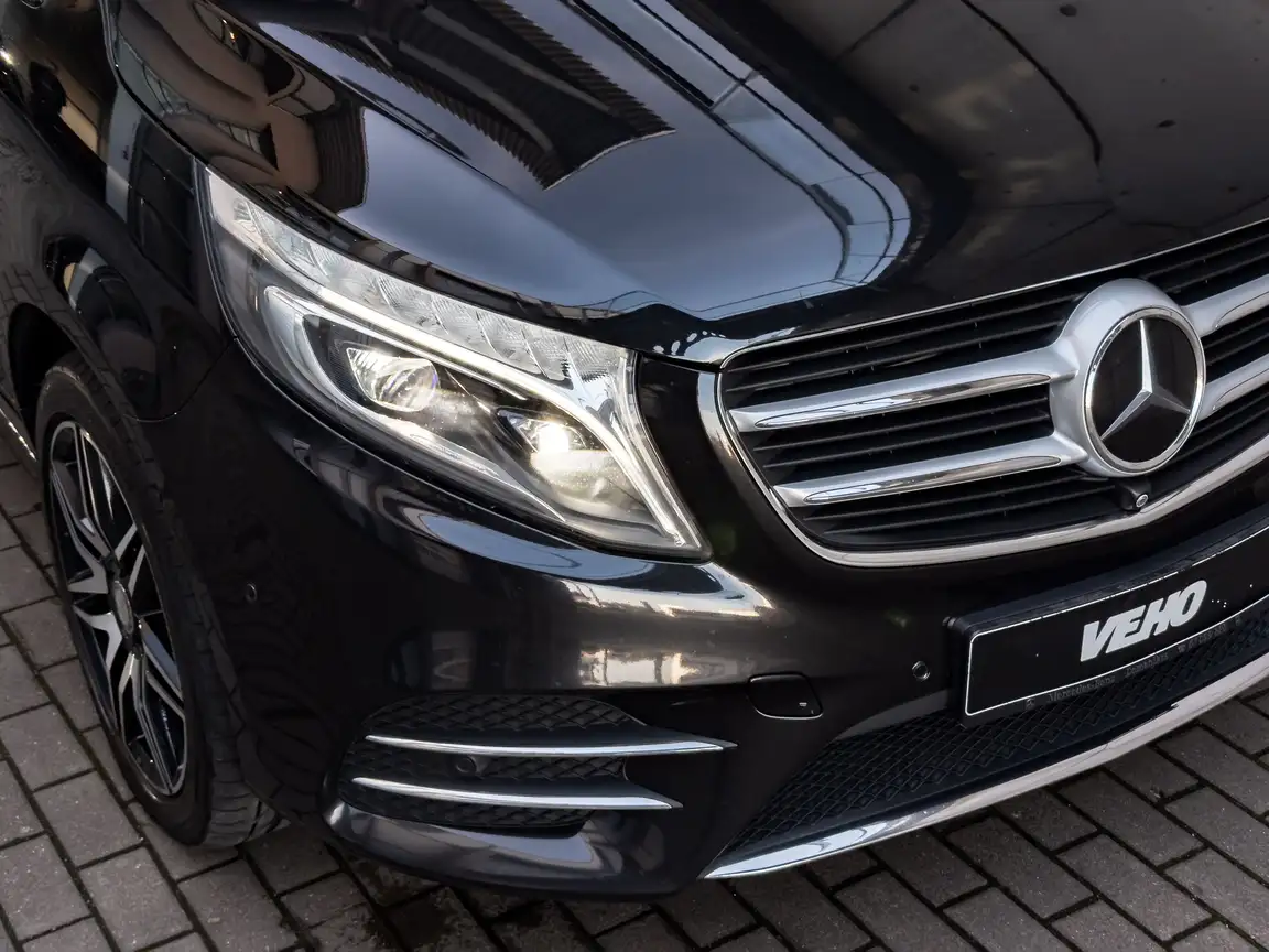 MERCEDES-BENZ V-CLASS