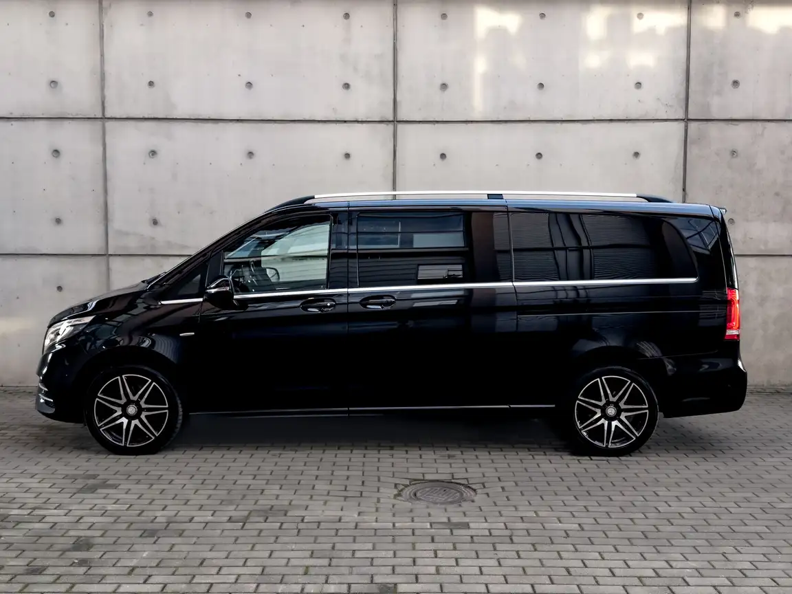 MERCEDES-BENZ V-CLASS