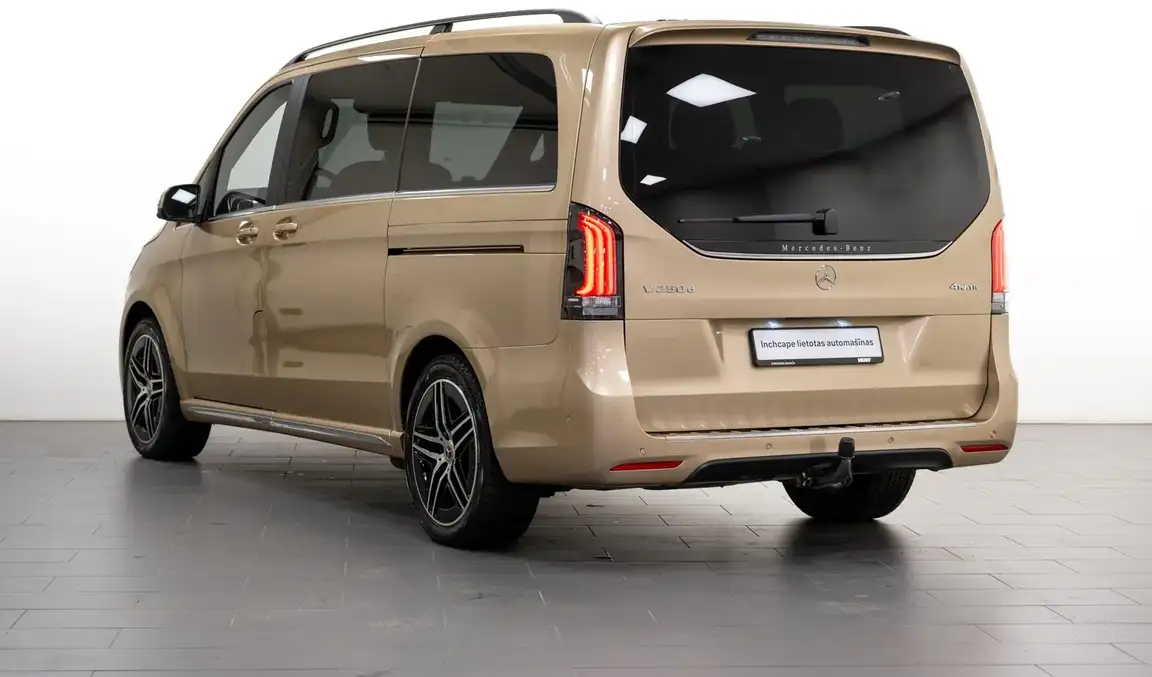 MERCEDES-BENZ V-CLASS