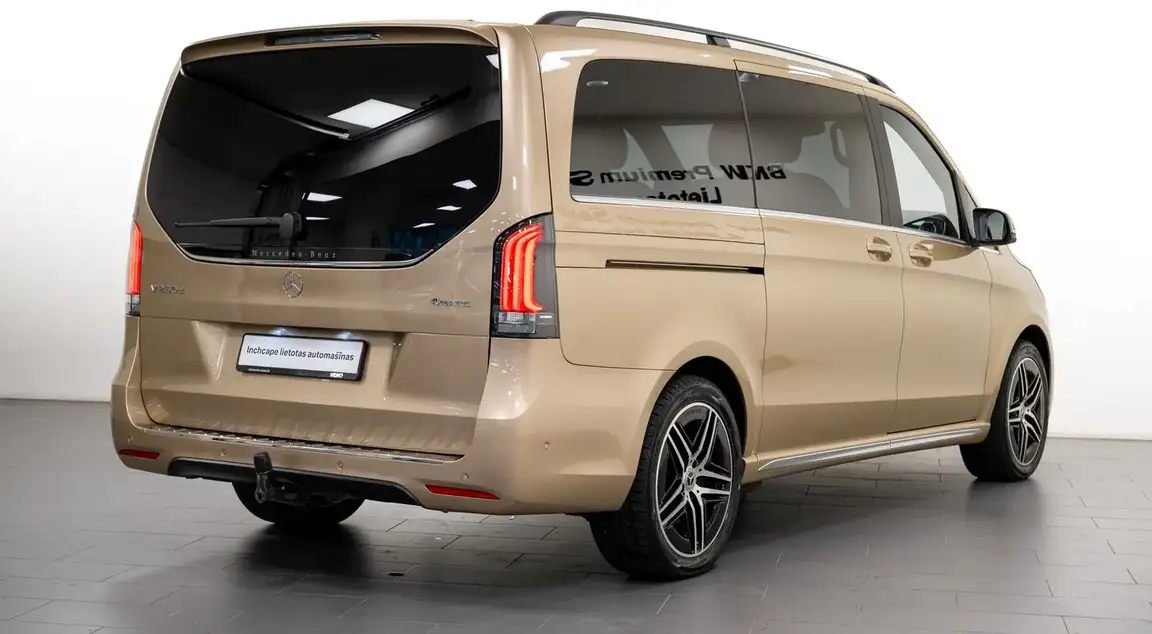 MERCEDES-BENZ V-CLASS